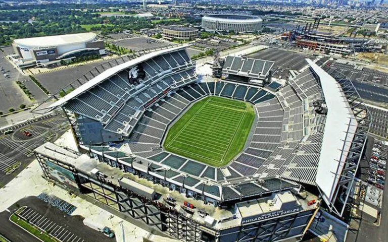 剑指巅峰,马刺与雷霆,激战正酣,中国彩民之家网,中国彩民之家网首页,中国彩民之家网首页官方